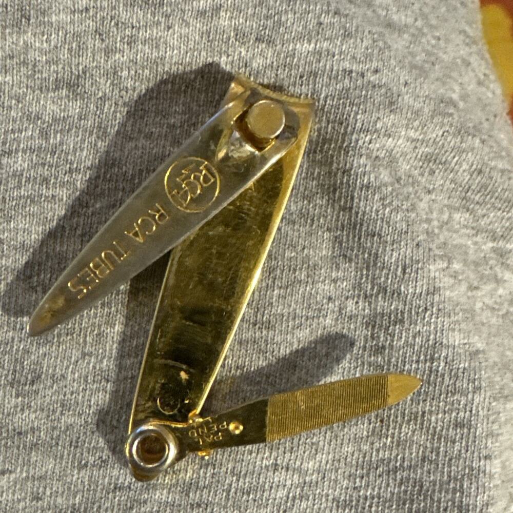 Vintage PROMO RCA Tubes Advertising Goldtone Nail Clipper With File Made In USA